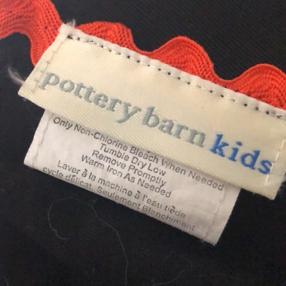 🎃 POTTERY BARN KIDS HALLOWEEN TABLE CLOTH 🎃 - Picture 4 of 12